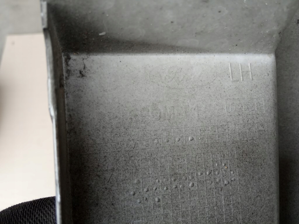 фото №8, Ford transit connect 2014-18- уголок бампера lt