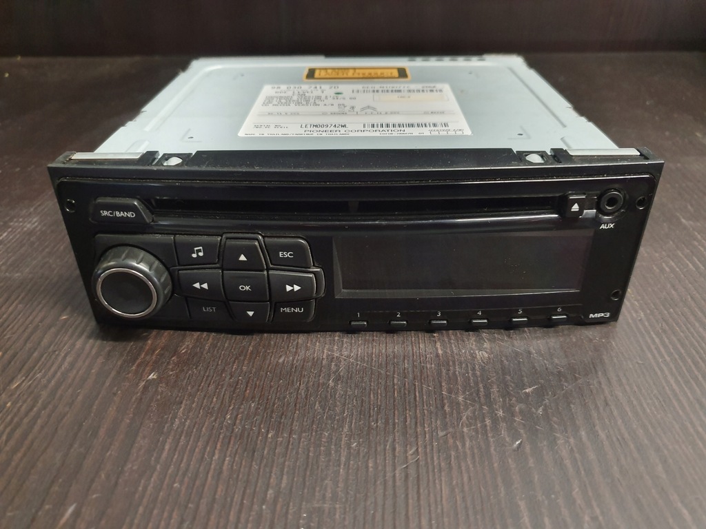 фото №1, Радио peugeot 208 98030741zd