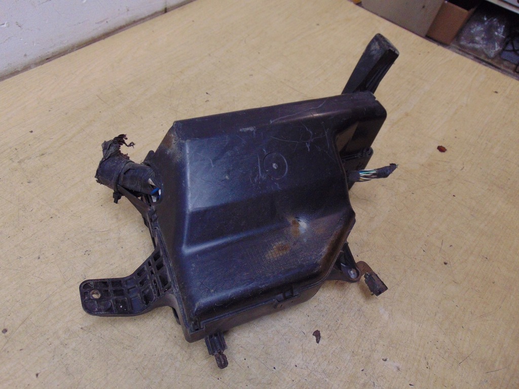 фото №10, Модуль bsi коробка запобіжників toyota prius ii hybrid 1.5