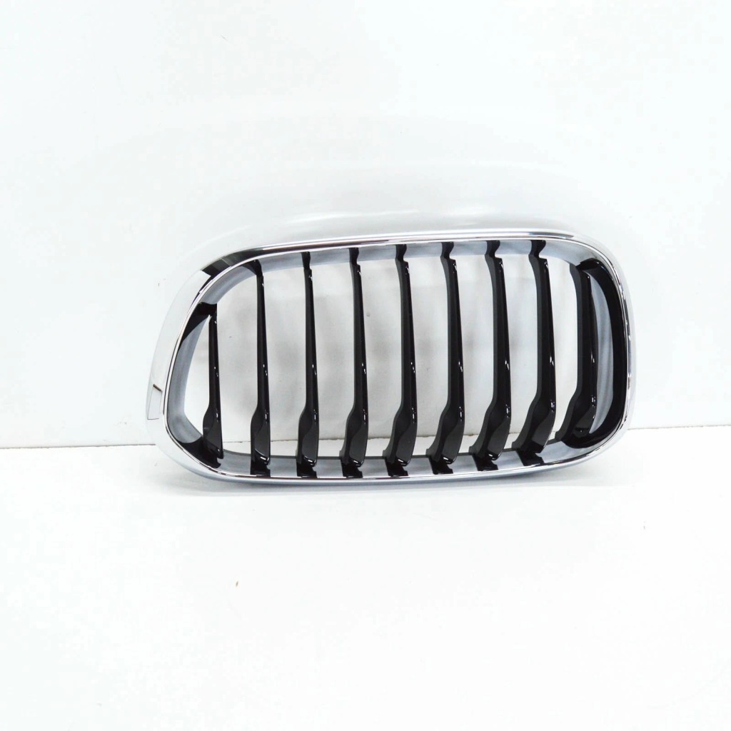 Bmw 1 f20 бампер передній лівий верхній решітка радіатора 51137371685 7371685 2015 Ціна