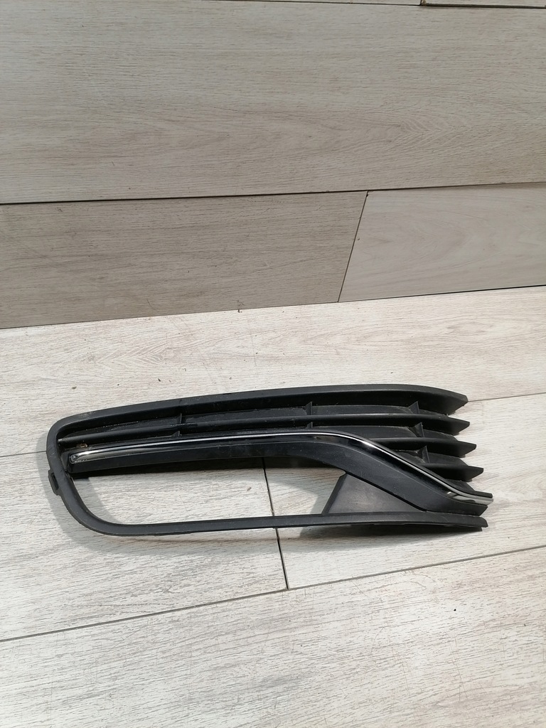 фото №1, Polo v lift решітка бампер правий перед 6c0853665k