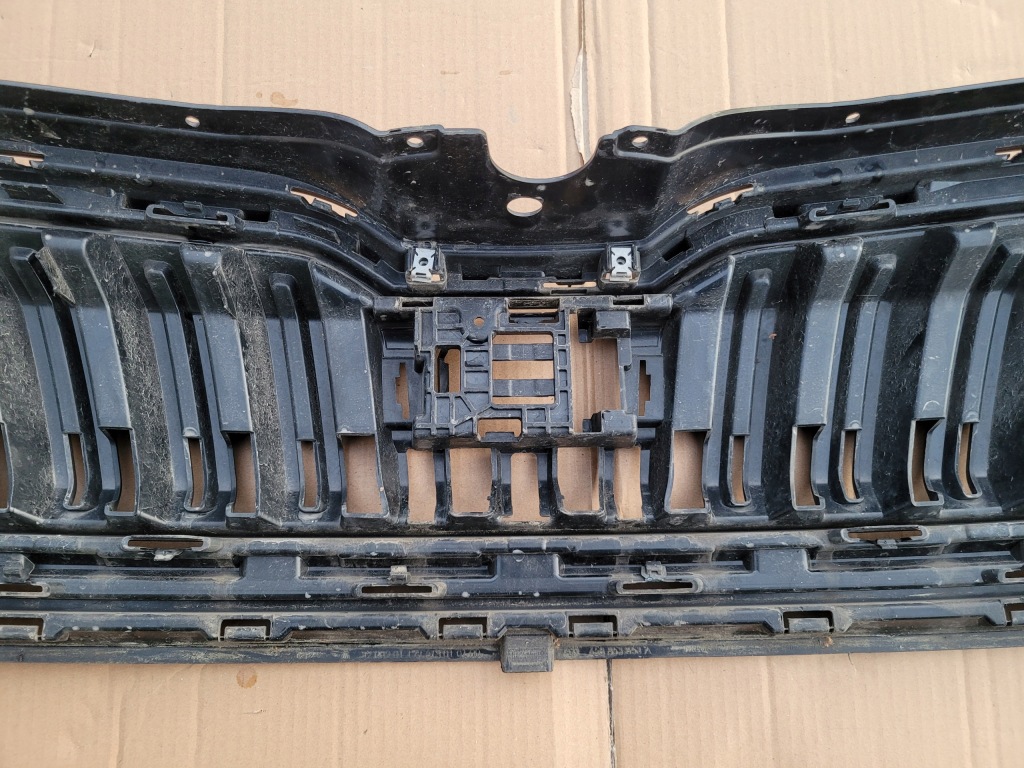 Решётка радиатора w бампер перед skoda kamiq 658 658853653a garwolin Доставка