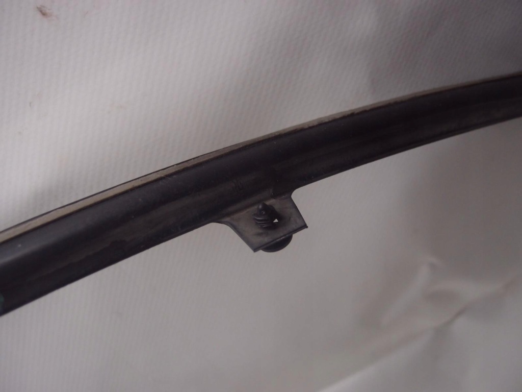 фото №7, Прокладка капот mercedes w204 c-klasa a2048800297