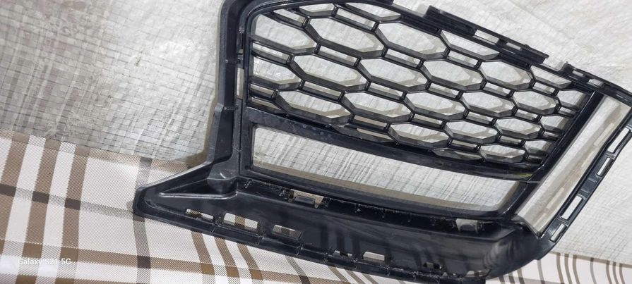 фото №7, Решётка бампера bmw 5 g30/g31 m-pakiet правая