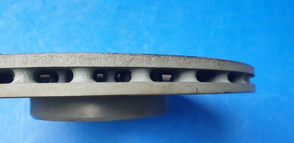 фото №13, Диск гальмівна задня alfa romeo giulia 8000km!