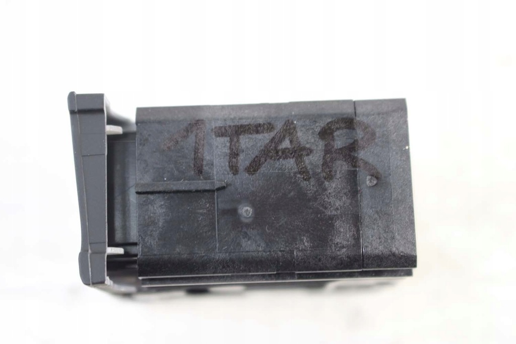 фото №6, Vw tiguan ii кнопка тормоза epb 5na927225 5na927225b переключатель elektrom