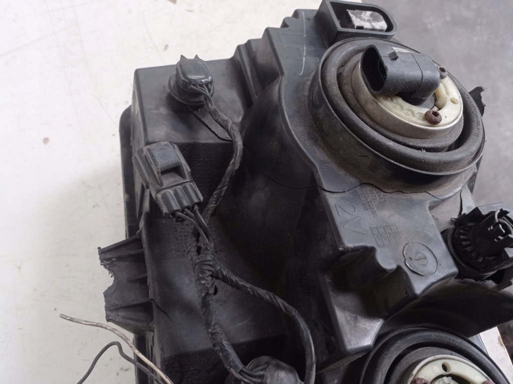 фото №5, Chrysler 300c лампа перед левая