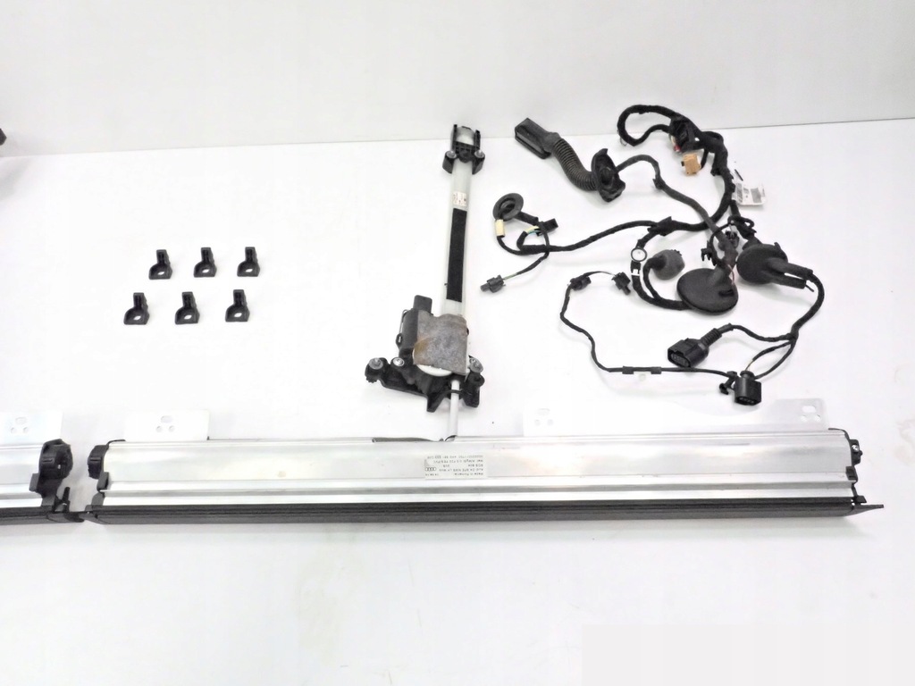фото №7, Audi a8 d4 4h набір електричних rolet-tył