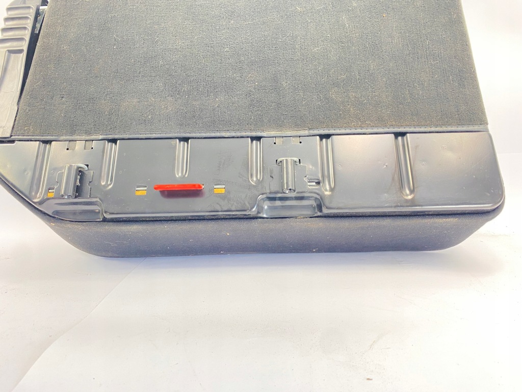 фото №8, Задняя заднее сиденье сиденье чёрные решётка sportline задняя mercedes w124 kombi s124