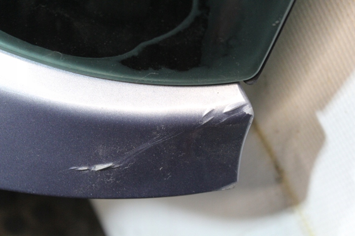 фото №5, Крышка багажника задняя renault clio iii tej47