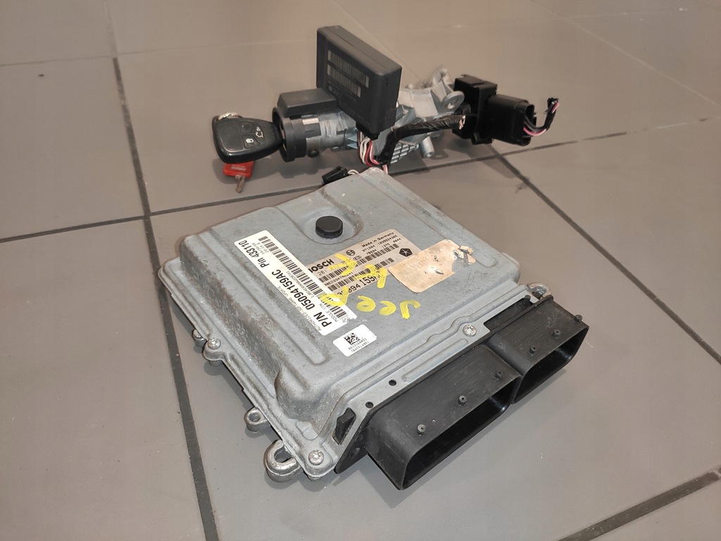 фото №15, Jeep cherokee liberty kk 2.8crd набор стартовый бортовой компьютер ecu замок зажигания oryg