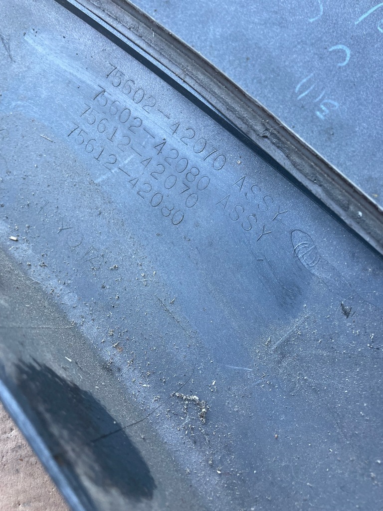 фото №6, Toyota rav4 ii ліва молдинг крила перед 75602-42070 gielda
