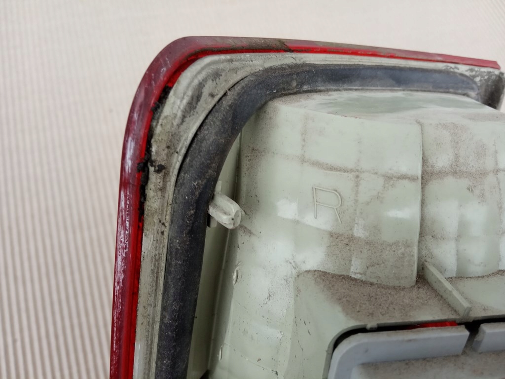 фото №10, Ford tourneo transit connect 03-06 лампа правый задняя