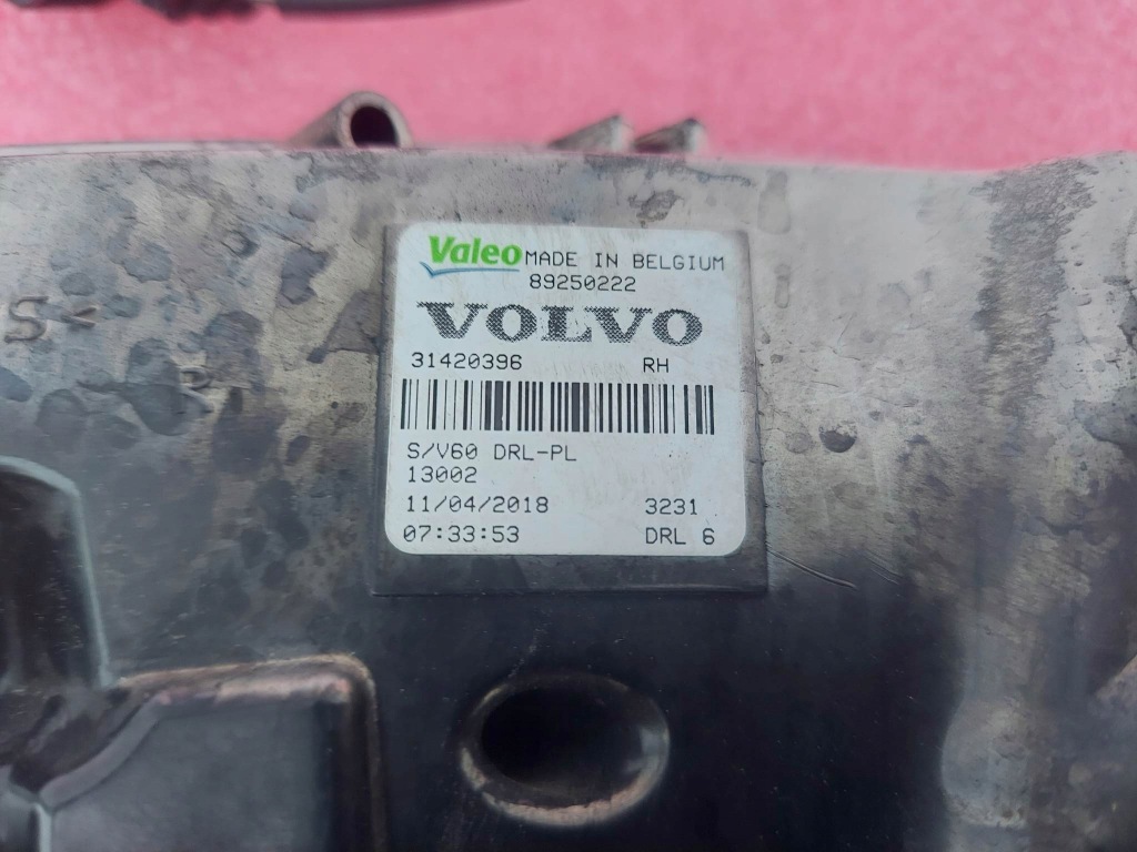 Volvo v60 s60 рестайлинг  13- противотуманная фара led drl правый Киев