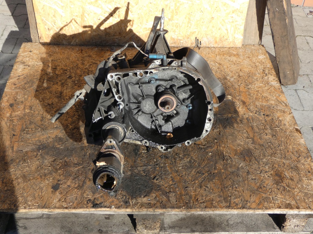 Купити Коробка передач передач jr5008 renault laguna ii 1.8b 16v
