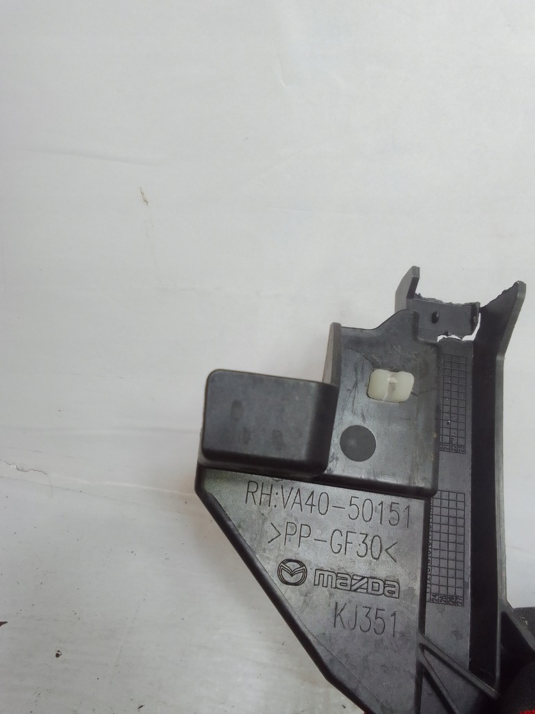 фото №9, Mazda cx50 23- напрямна лампи правий перед va40-50151 usa