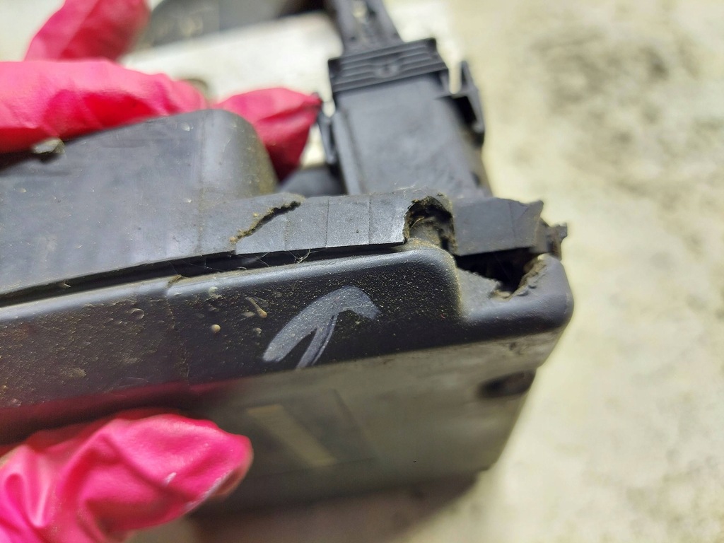 фото №10, Насос тормозная abs 6x0614117 vw polo iii 1.4