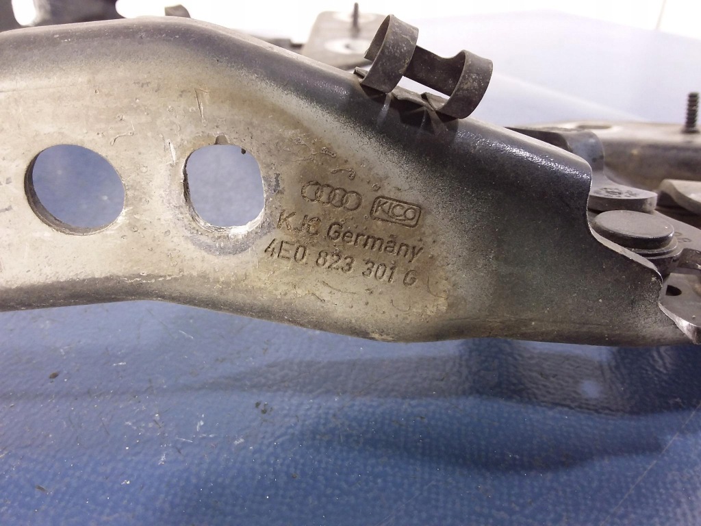 фото №4, Audi оригінальний номер 4e0823301g петля капот