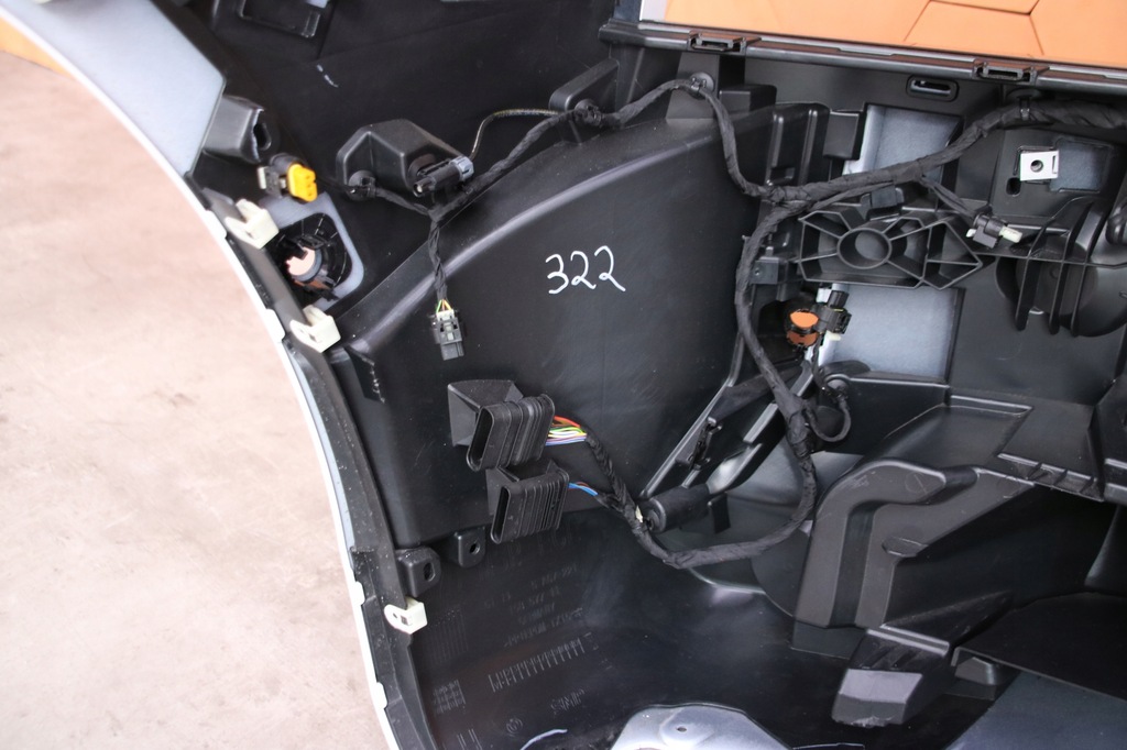 фото №11, Bmw 7 g70 i7 m-pakiet бампер перед передний a96 mineralweiss