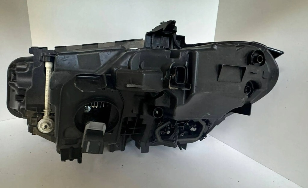 Bmw 3 g20 g21 lci лампа правая перед передняя full led shadow black Киев