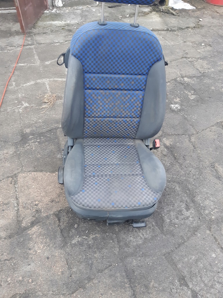 фото №1, Сиденье правый пассажира audi a3 8l 3d 96-03r.