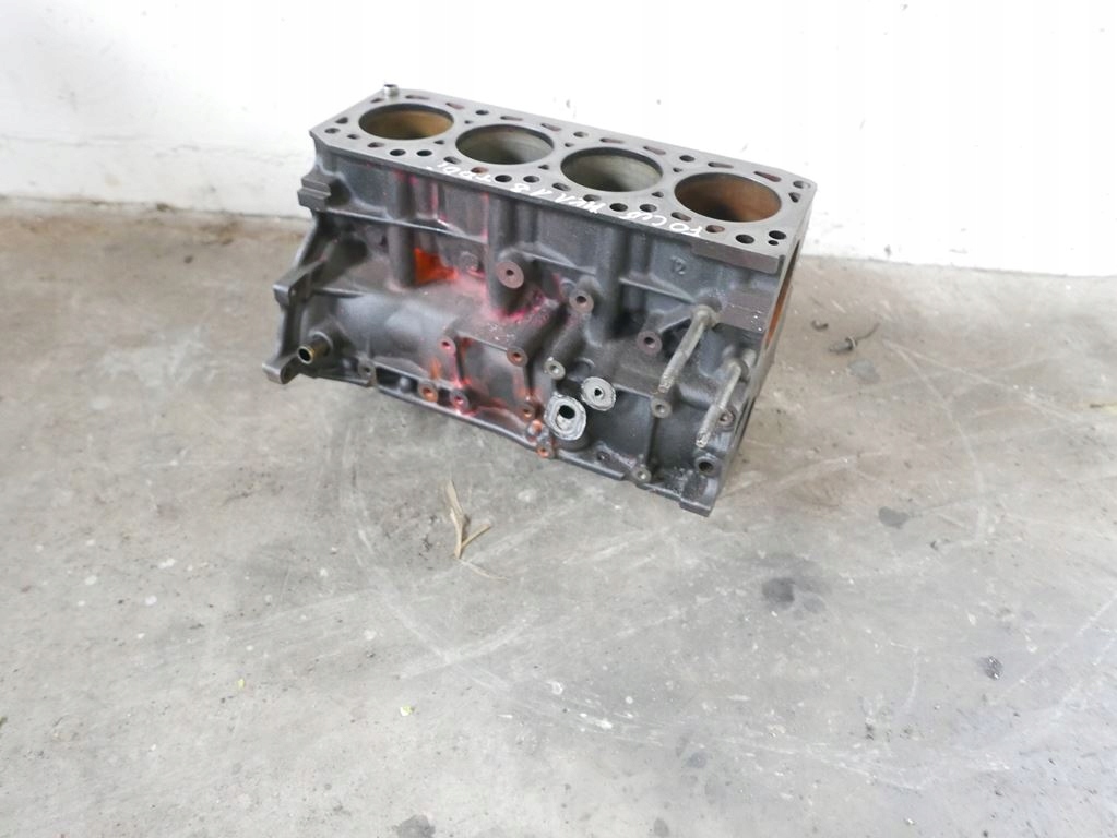 фото №7, Блок двигателя ford focus mk1 1.8 tddi 90km c9db