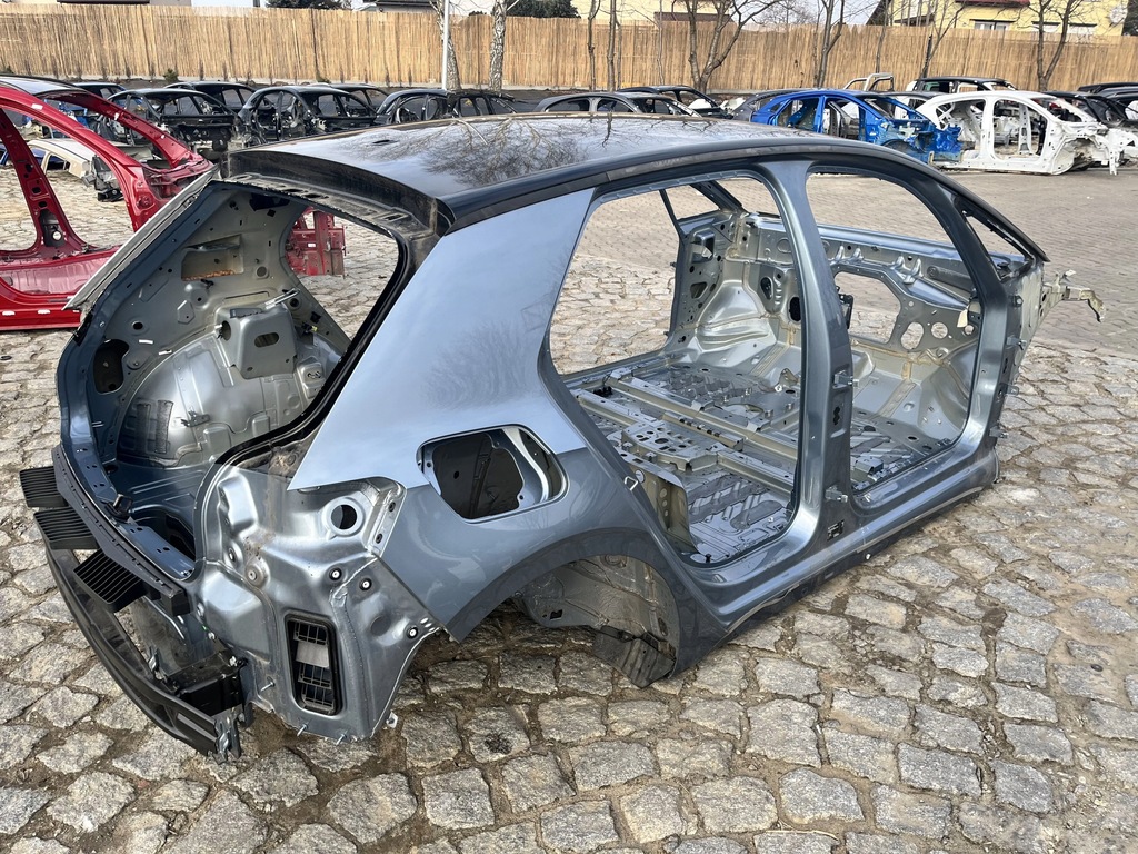 фото №1, Поріг повний довгий правий vw id3 id.3 ld5h