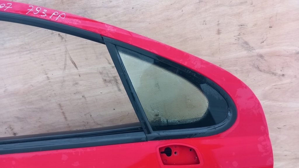 фото №8, Peugeot 207 fl 5d двері перед правий kknb