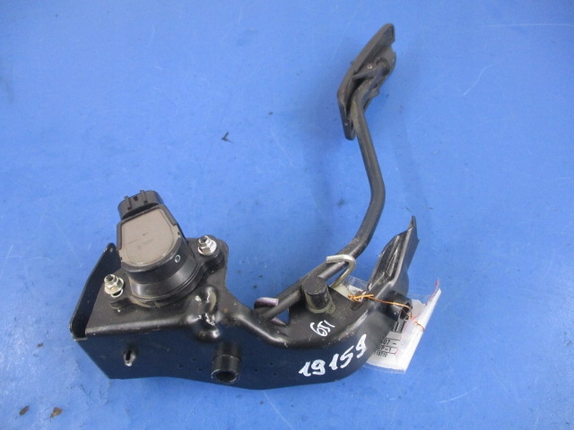 фото №5, Toyota corolla verso ii потенциометр педаль газа 89281-52021