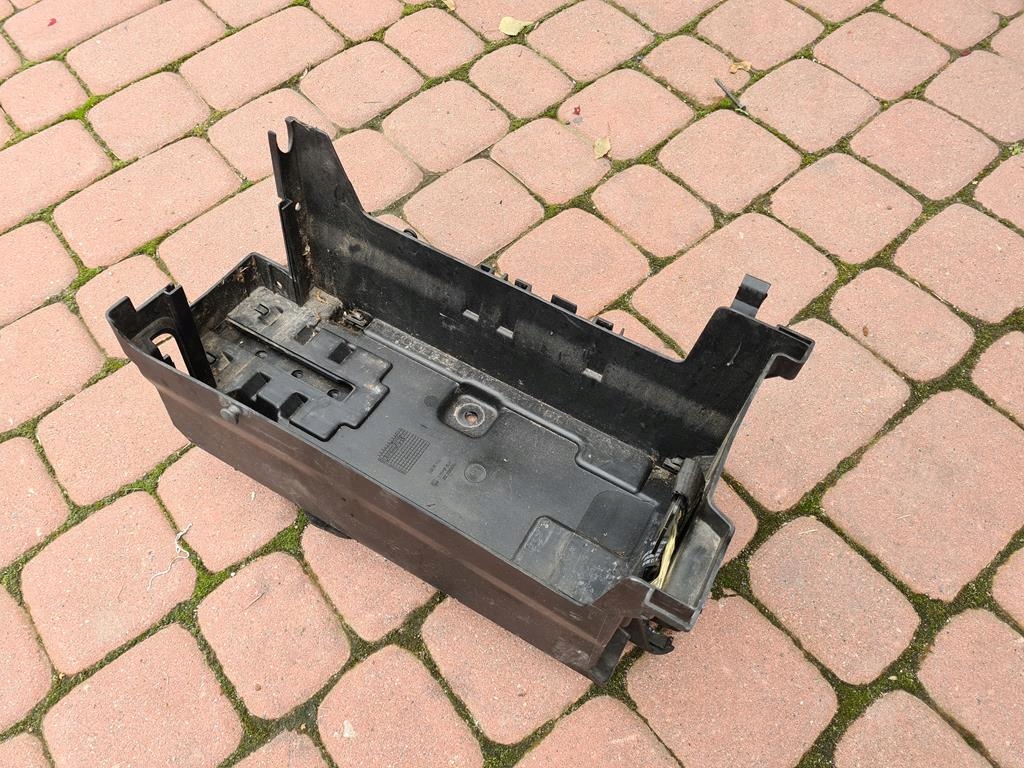 фото №1, Основа акумулятор opel insignia 13255614