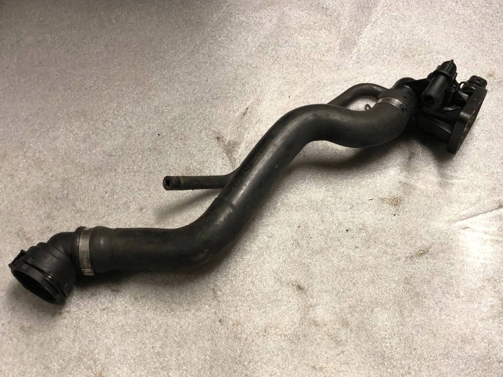 фото №1, Корпус термостата suzuki swift iii 1.3 55206391