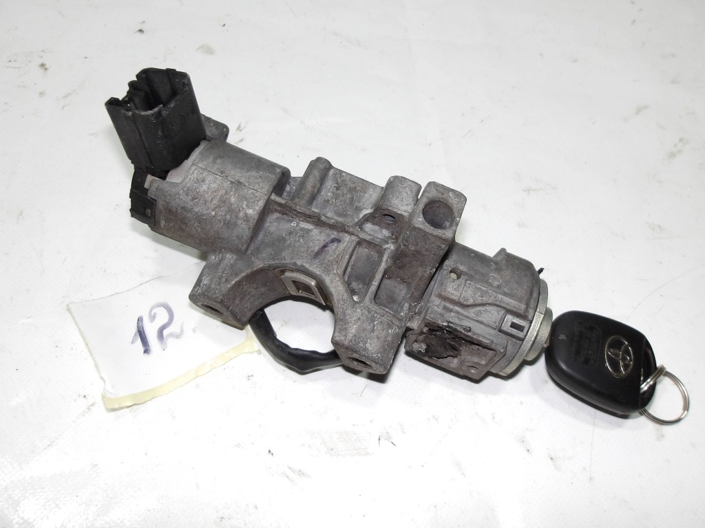 Купить Замок зажигания ключ toyota avensis t25