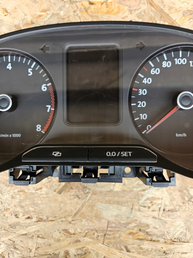 фото №8, Счетчик приборы vw polo 2011r 6r 6r0920860g