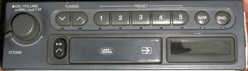 фото №1, Радио кассетный land rover