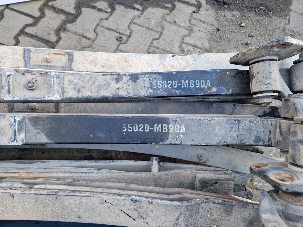 фото №3, Cabstar maxity рессора щетки рессоры 55020mb