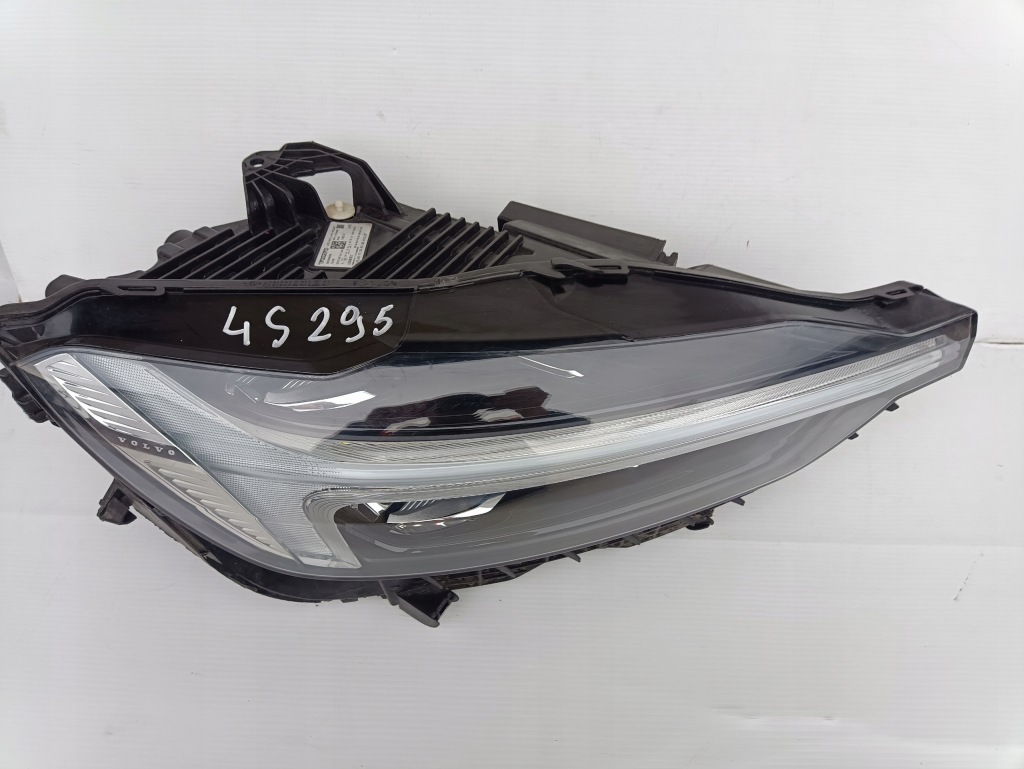 фото №4, Volvo xc60 ii лампа правий перед led mid 32338983