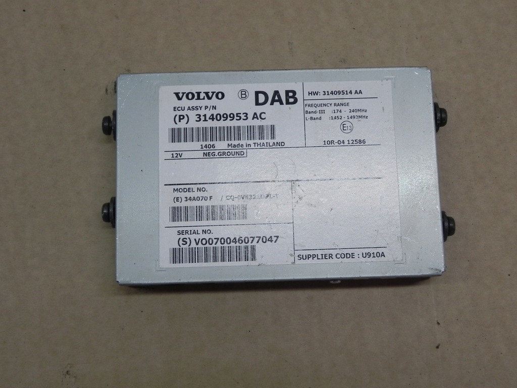 фото №1, Volvo v40 ii тюнер модуль радіо dab 31409953