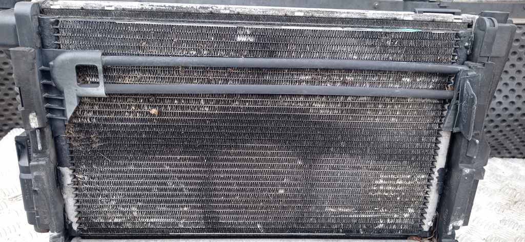 фото №11, Bmw e46 2.0 d 136 радіатор комплект