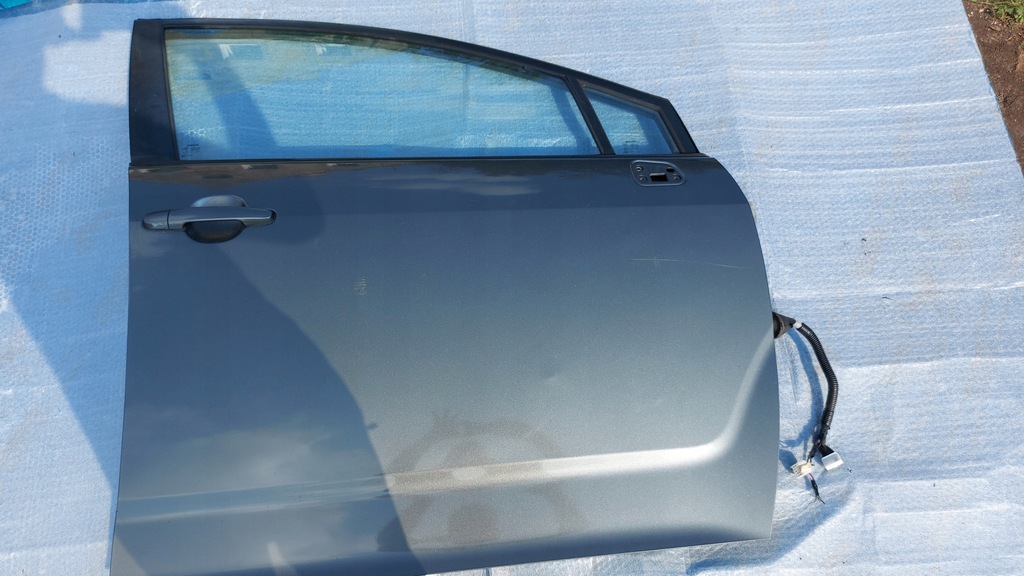 фото №1, Дверь правый перед toyota corolla verso ii 1c3 04-