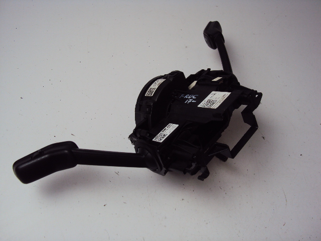 фото №4, Переключатель комбинированный volkswagen оригинальный номер 5q1953569