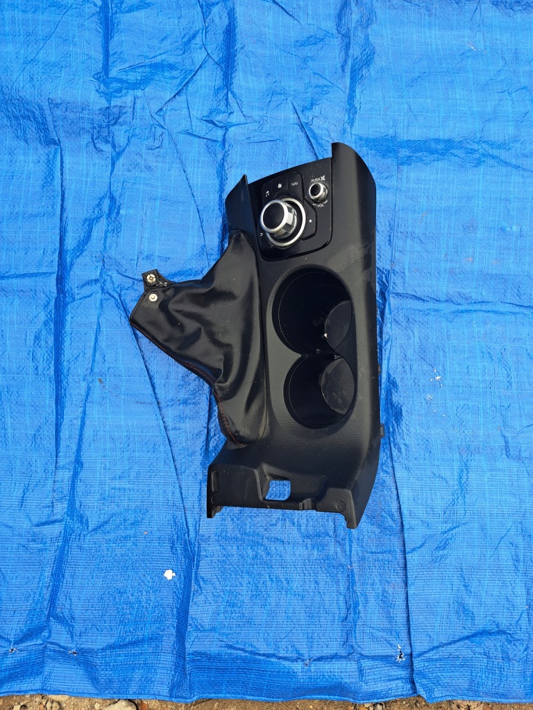 Купить Mazda 3 13- bjs7 64432 туннель защита