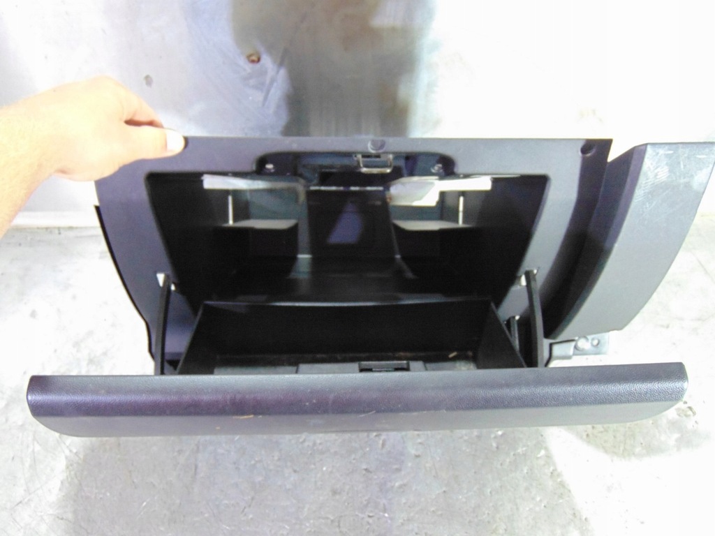 фото №6, Бардачок mazda5 mazda 5