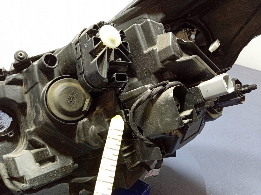 фото №9, Toyota corolla e21 фара правый перед лампа передняя 81110-02s70