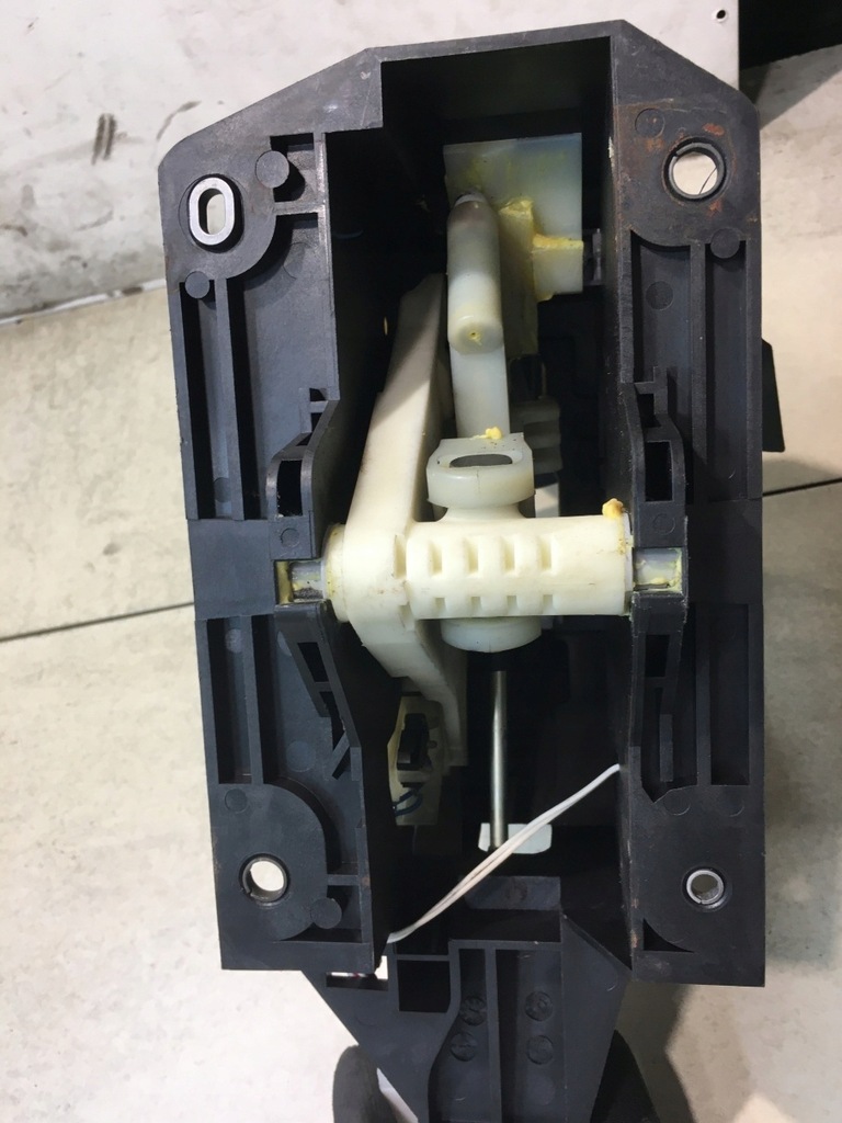 фото №9, Выборщик передач nissan murano i z50 3.5 v6