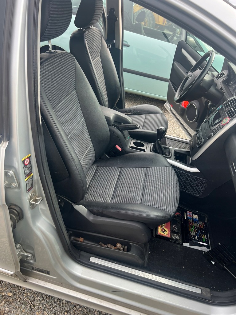 фото №1, Mercedes a w169 5d сидіння правий пасажира