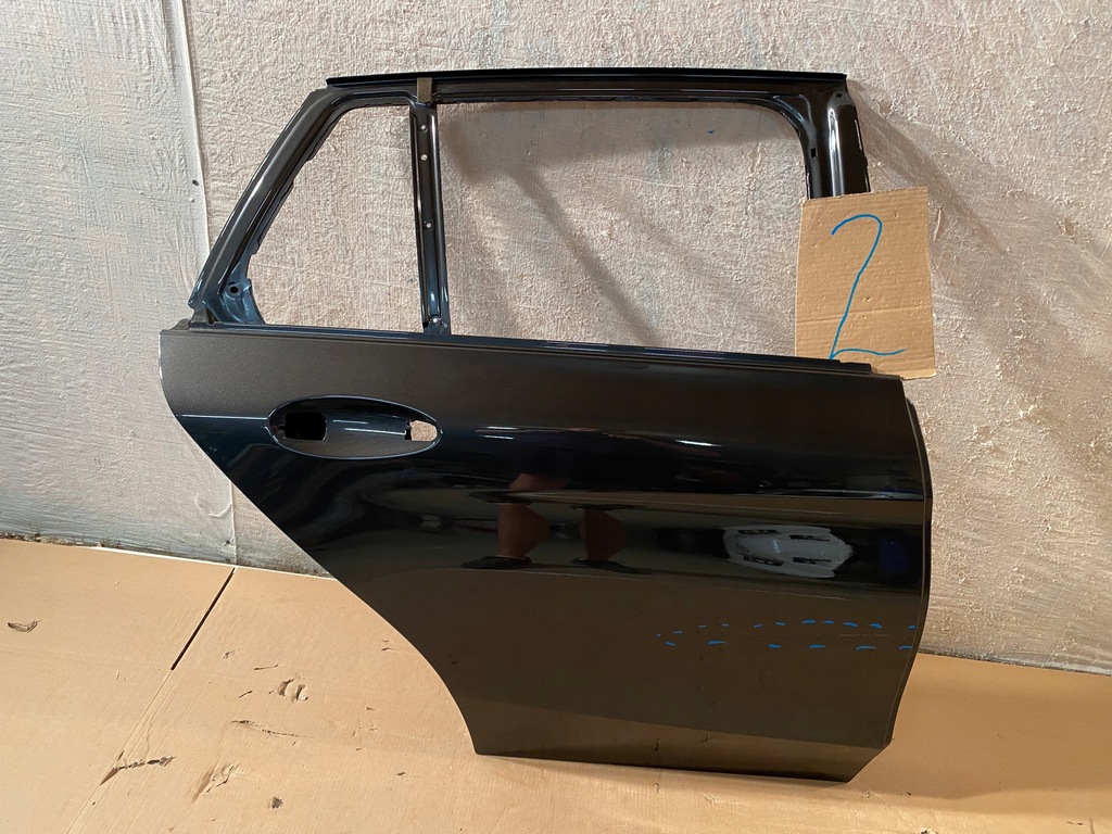 фото №13, Mercedes c-klasa w205 kombi двері правий задня задні