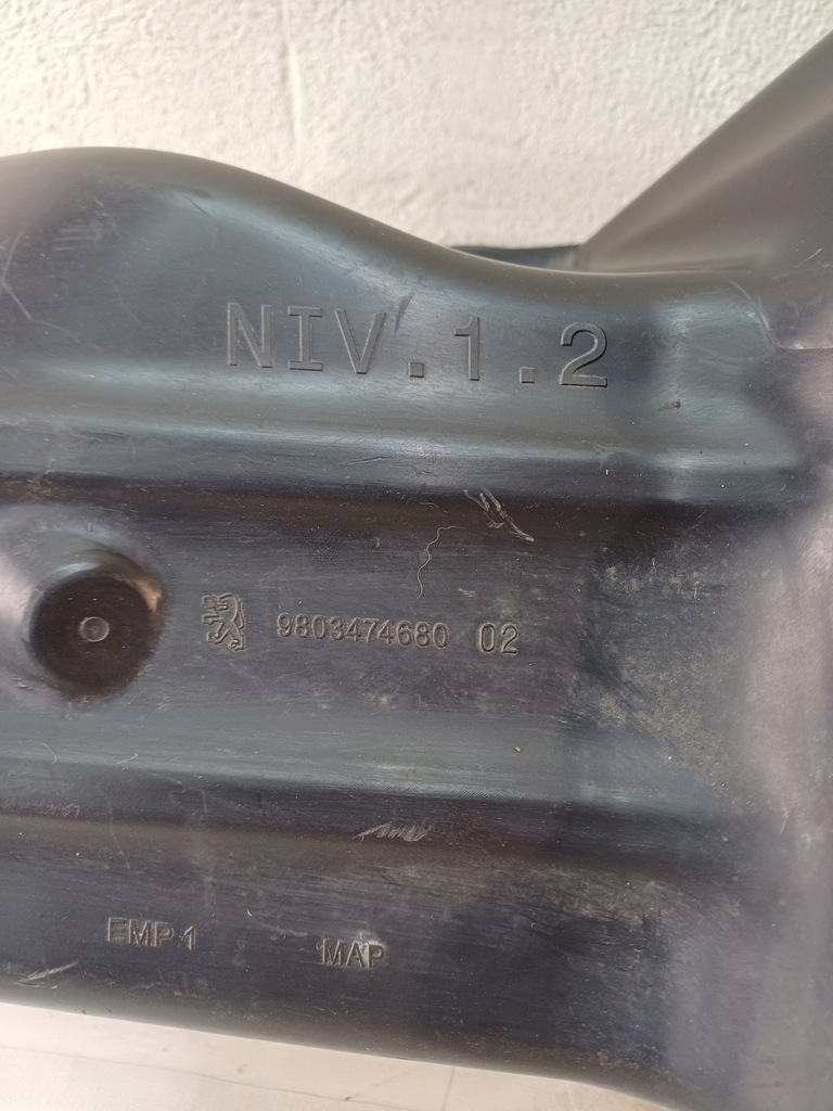 фото №11, Воздуховод воздуха воздухозаборник ловушка воздуха peugeot 308 ii 2 t9 13-17