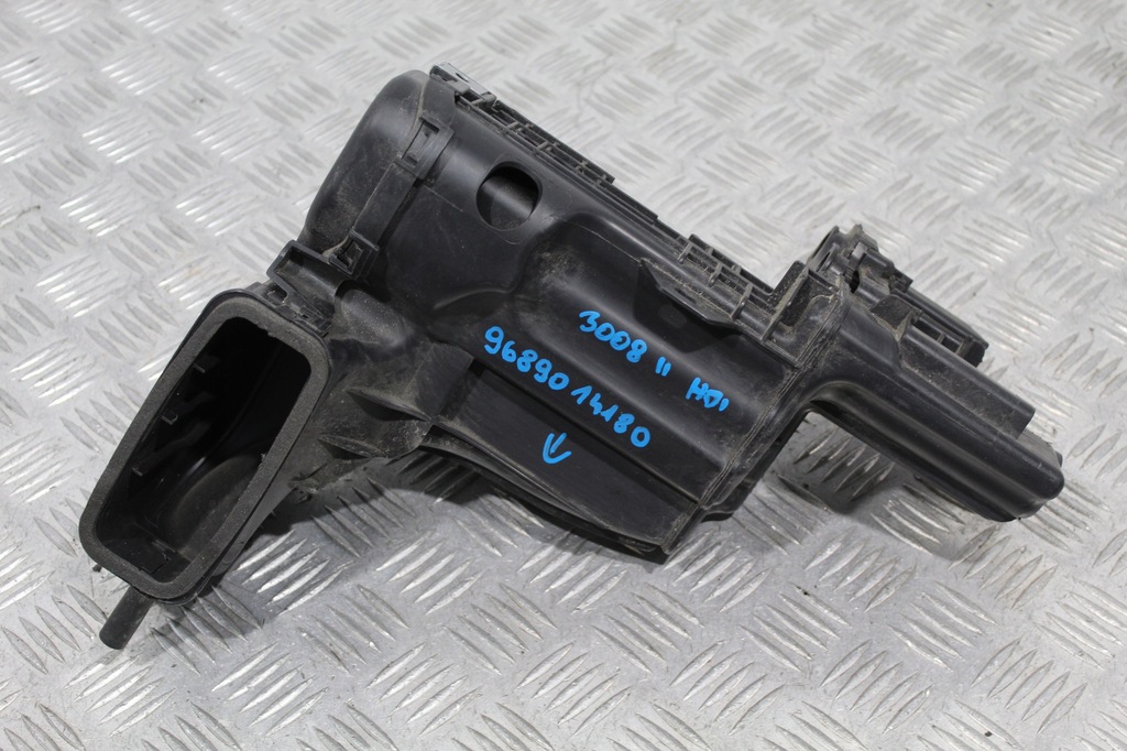 фото №1, Впуск резонатор воздуха peugeot 3008 ii 2