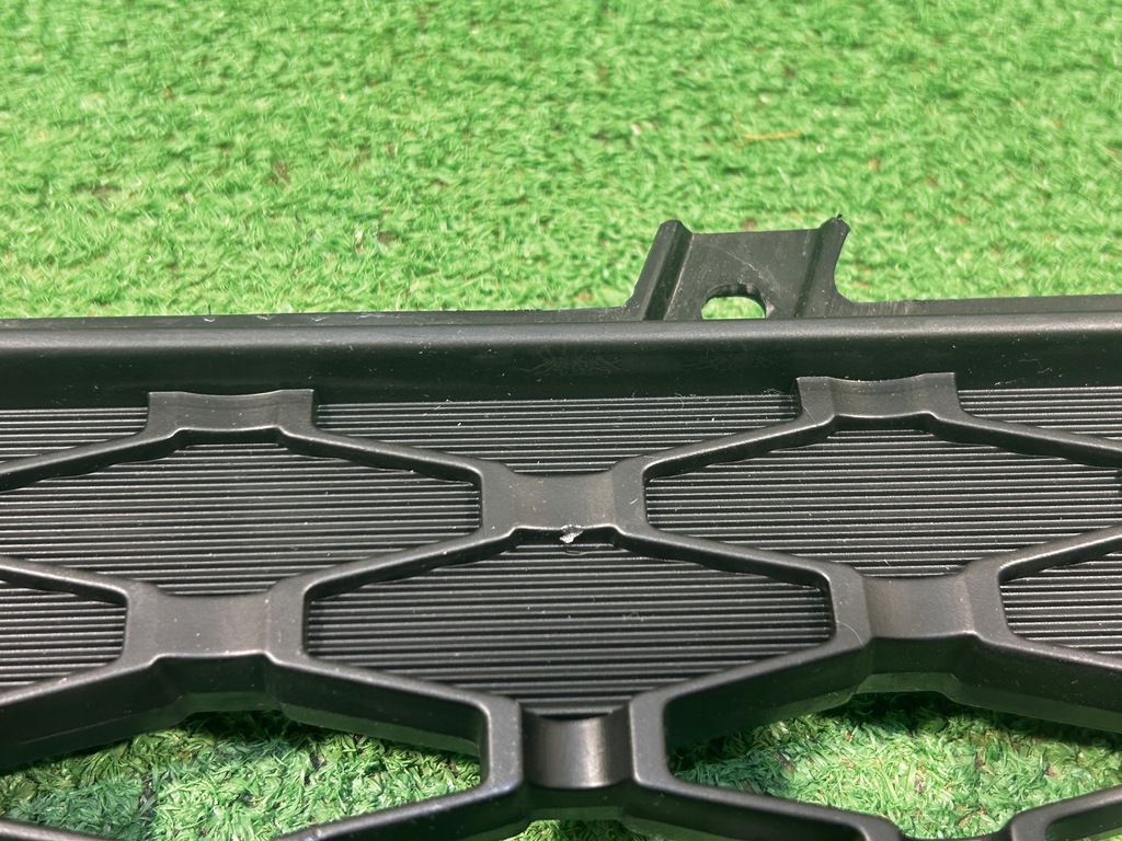 фото №8, Hyundai i10 lift 11-13 решітка бампера середня перед передня 86522-0x200