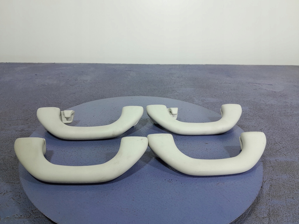 фото №1, Skoda octavia iii hb кронштейн ручки стельовий